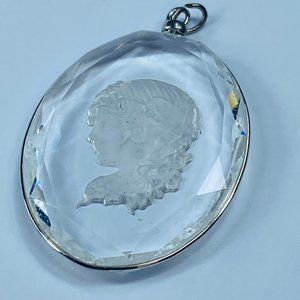 Cyrstal Cameo Girl Lady Women Pendant for Necklace Clear Glass Etched In Design